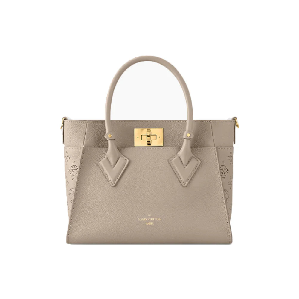 LOUIS VUITTON 온마이사이드 PM 베이지