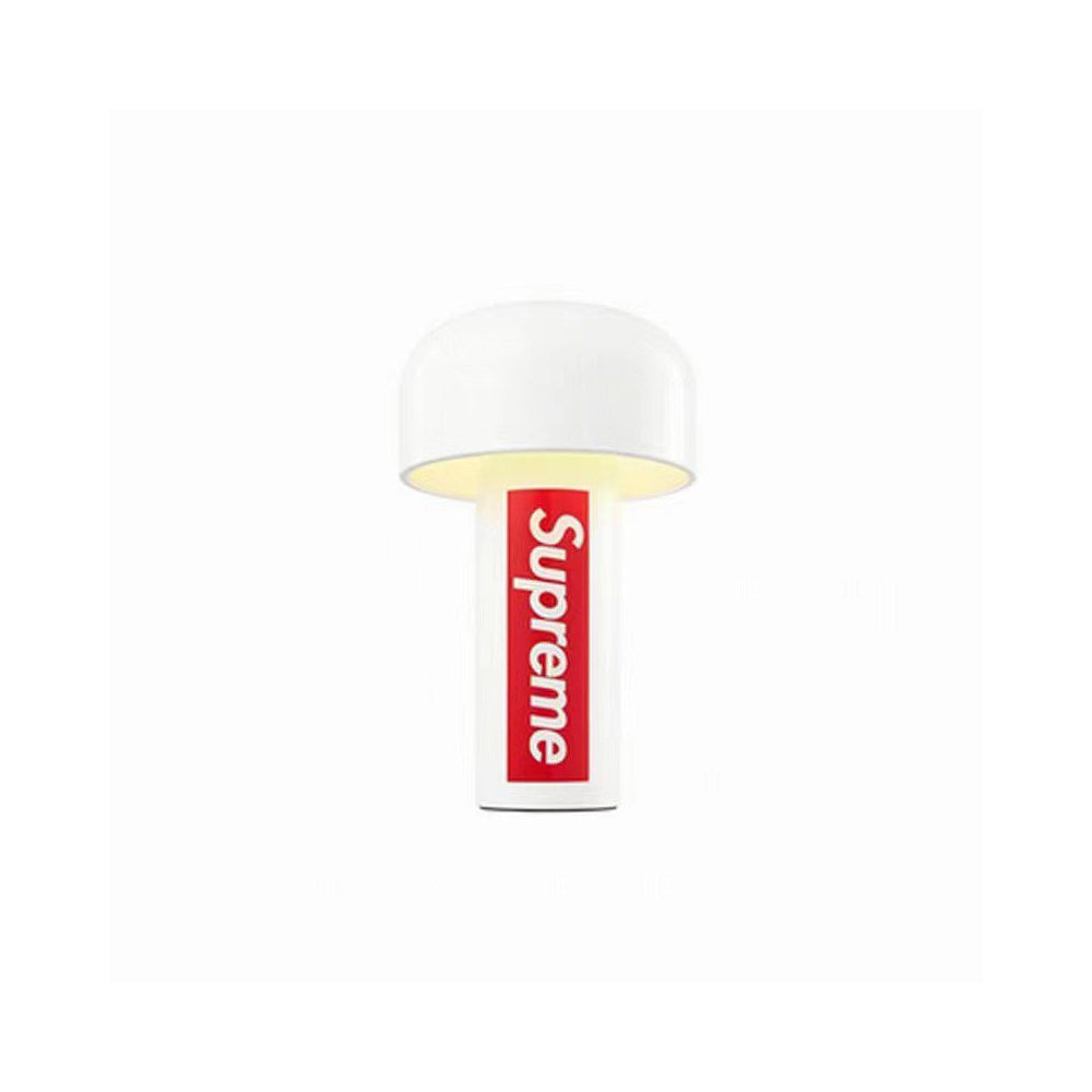 SUPREME FW20 FLOS BELLHOP LAMP 장식용 테이블 램프