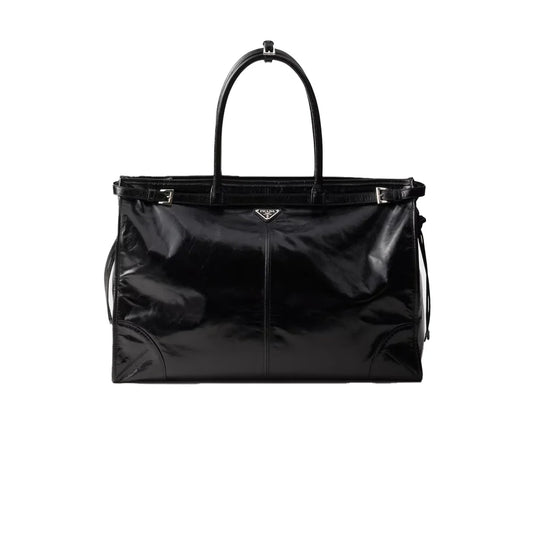 PRADA 에나멜 메탈 트라이앵글 레더 토트백