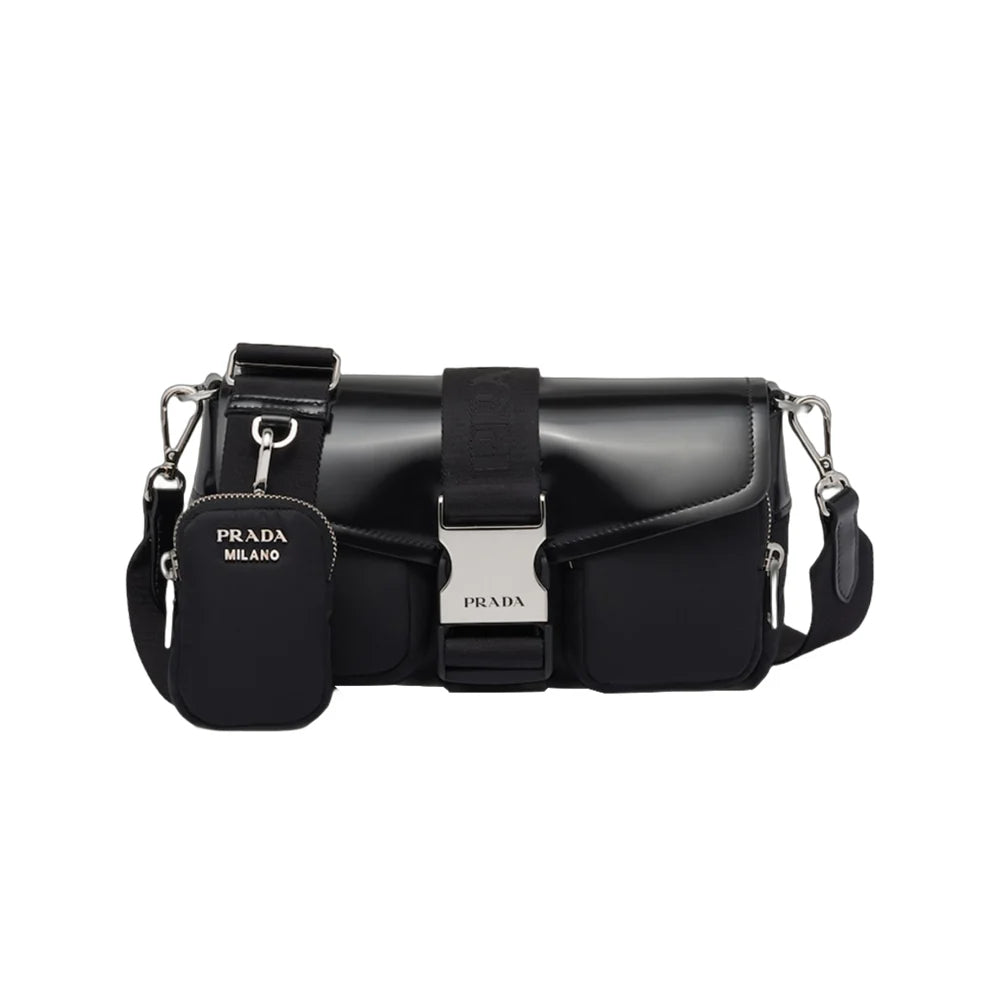 PRADA 포켓 나일론 브러쉬드 레더 백 블랙