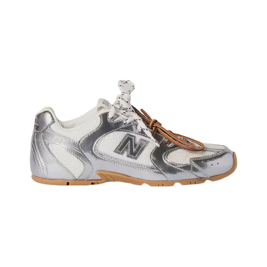 (W)NEW BALANCE x 미우미우 530 SL 메탈릭 레더 앤 메쉬 스니커즈 실버