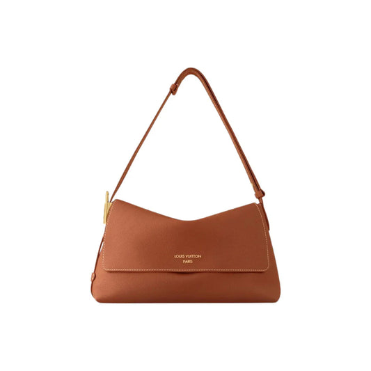 LOUIS VUITTON 로우 키 메신저 숄더백 꼬냑