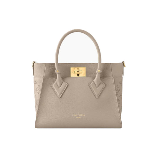 LOUIS VUITTON 온마이사이드 PM 베이지
