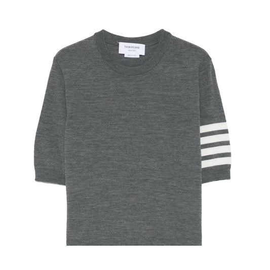 Thom Browne 톰브라운 스티치 사선 완장 라운드 반팔 니트 그레이  *국내배송*